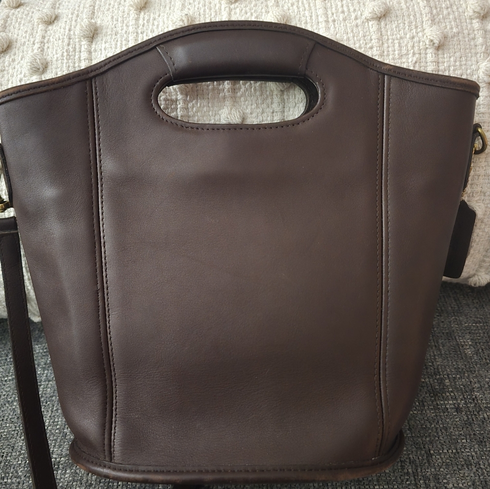 *Price is firm. $240*. Coach 9993 Vintage Mini Shopper Crossbody Bucket
